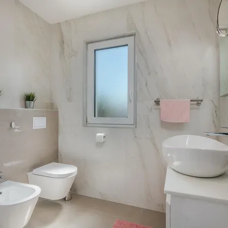 아파트 Elle Luxury Vantacici 말린스카