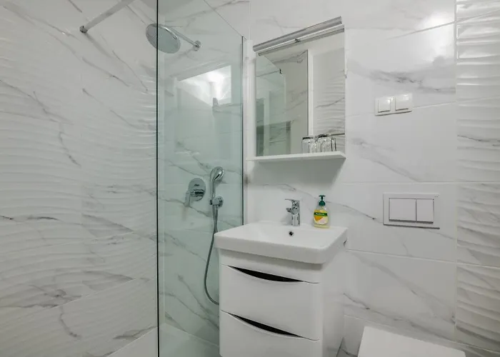 Elle Luxury Vantacici *