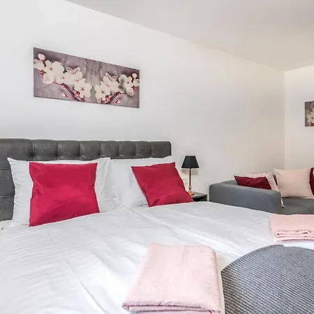 Apartamento Elle Luxury Vantacici *