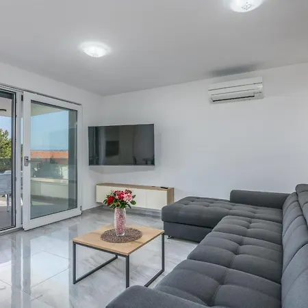 Apartman Elle Luxury Vantacici Malinska