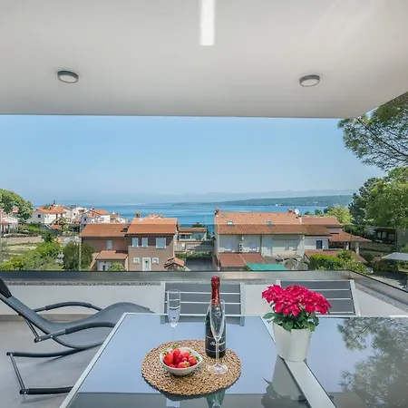 Apartmán Elle Luxury Vantacici